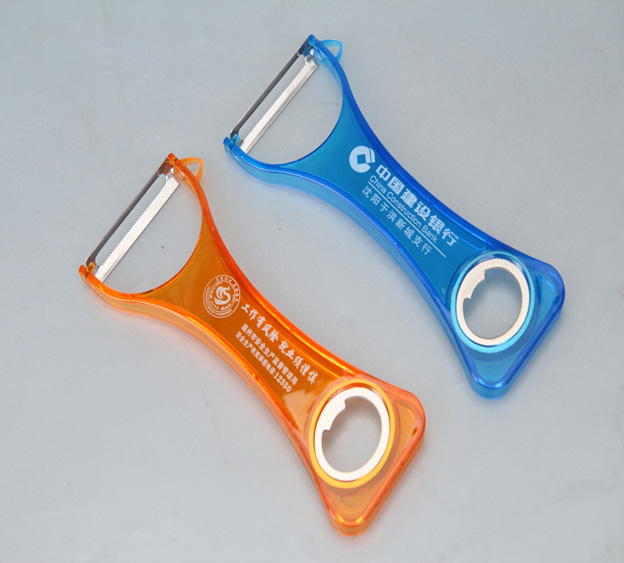 多功能削皮器、開瓶器