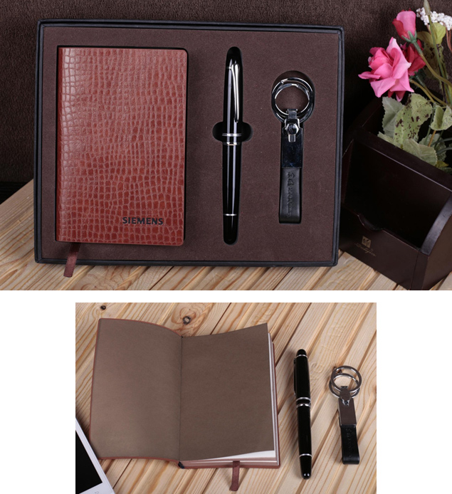 筆記本、筆、鑰匙扣辦公套裝