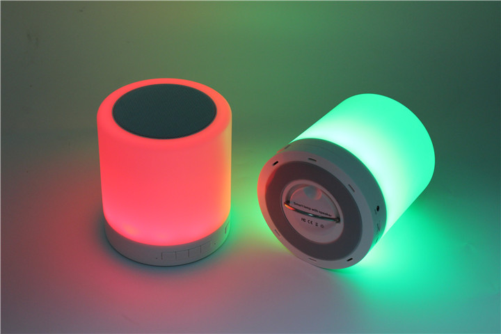 LV2015 RGB七彩藍牙音箱