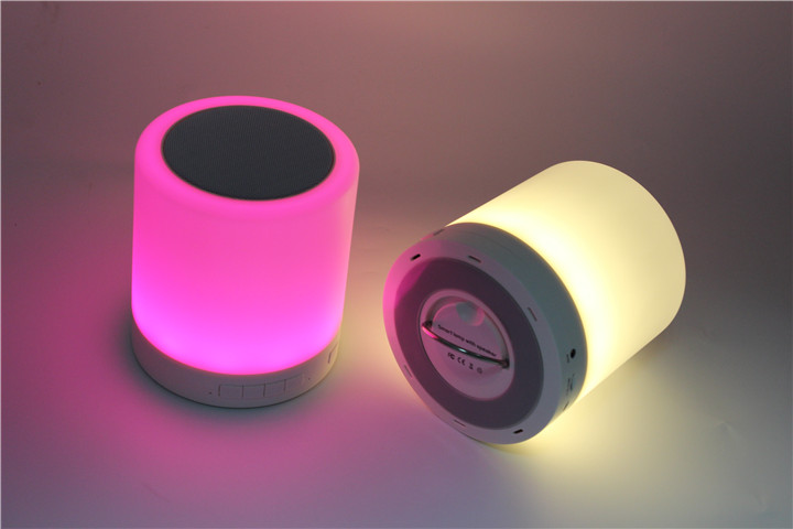 LV2015 RGB七彩藍牙音箱